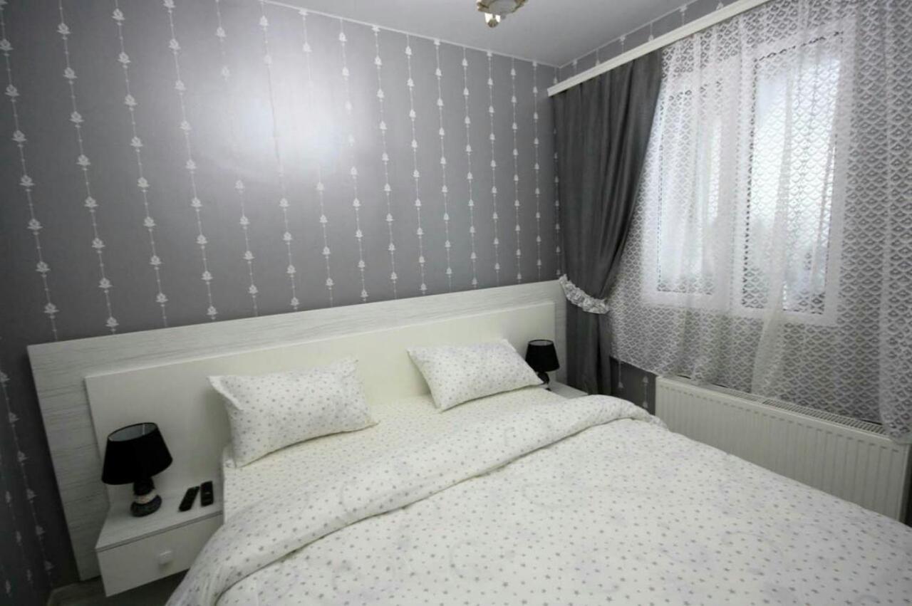 Apartmentrent *